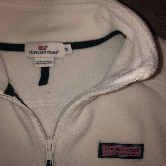 Vineyard Vines White Fleece Vest - Picture 2 of 3